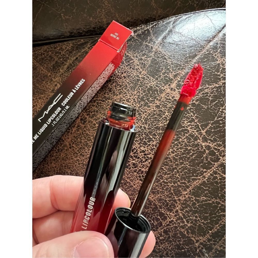 MAC Love Me Liquid Lipcolour Adore Me